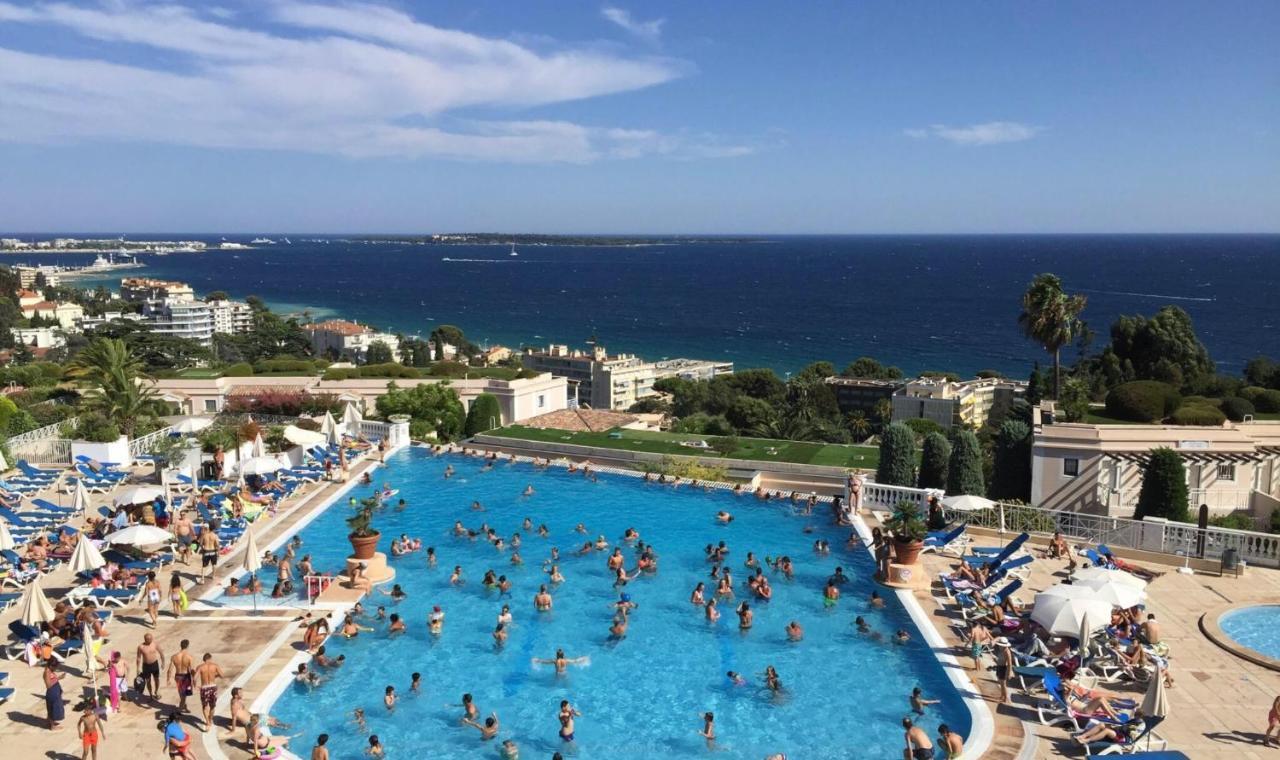 Exceptionnel Sur Cannes Vue Mer Piscine Exterior photo
