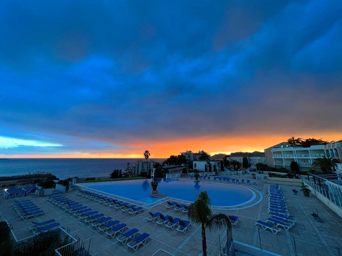 Exceptionnel Sur Cannes Vue Mer Piscine Exterior photo